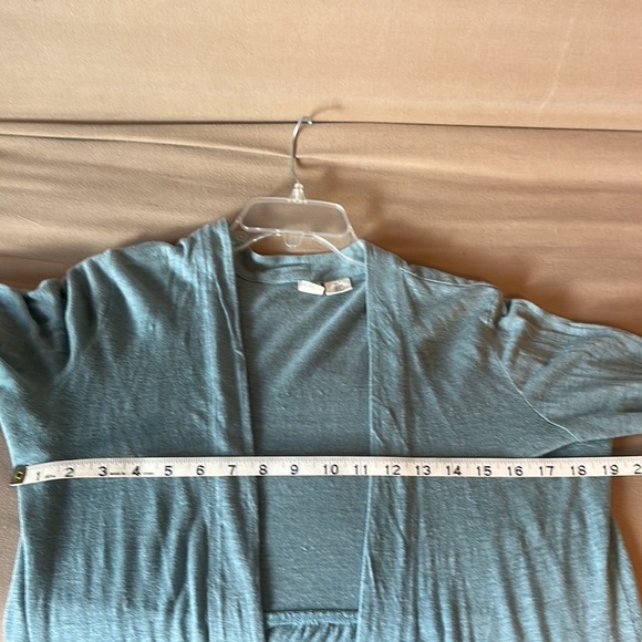 Cardigan - Picture 5 of 7